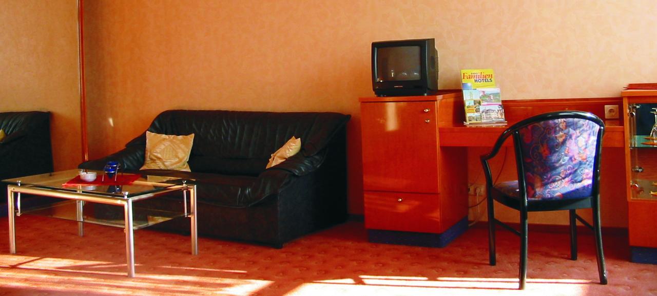 Hotel Weisser Hirsch Schwarzburg Екстер'єр фото